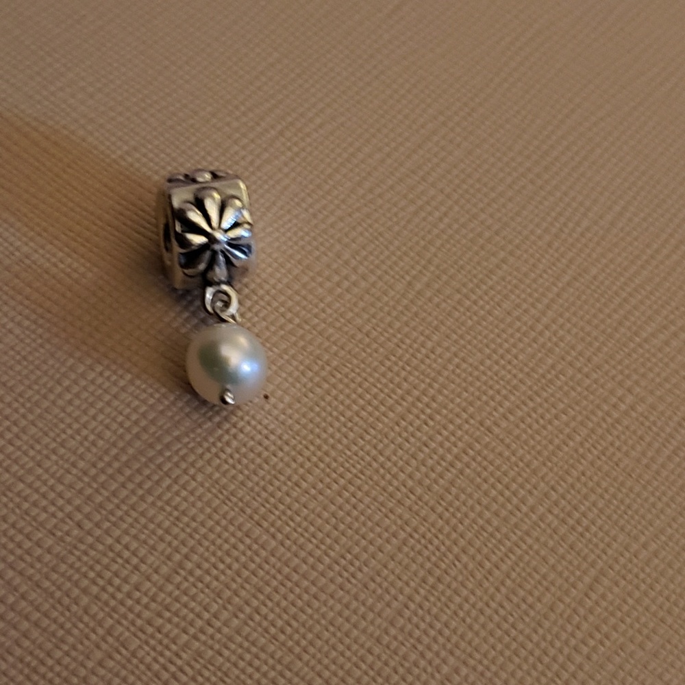 Pandora pearl posy dangle charm